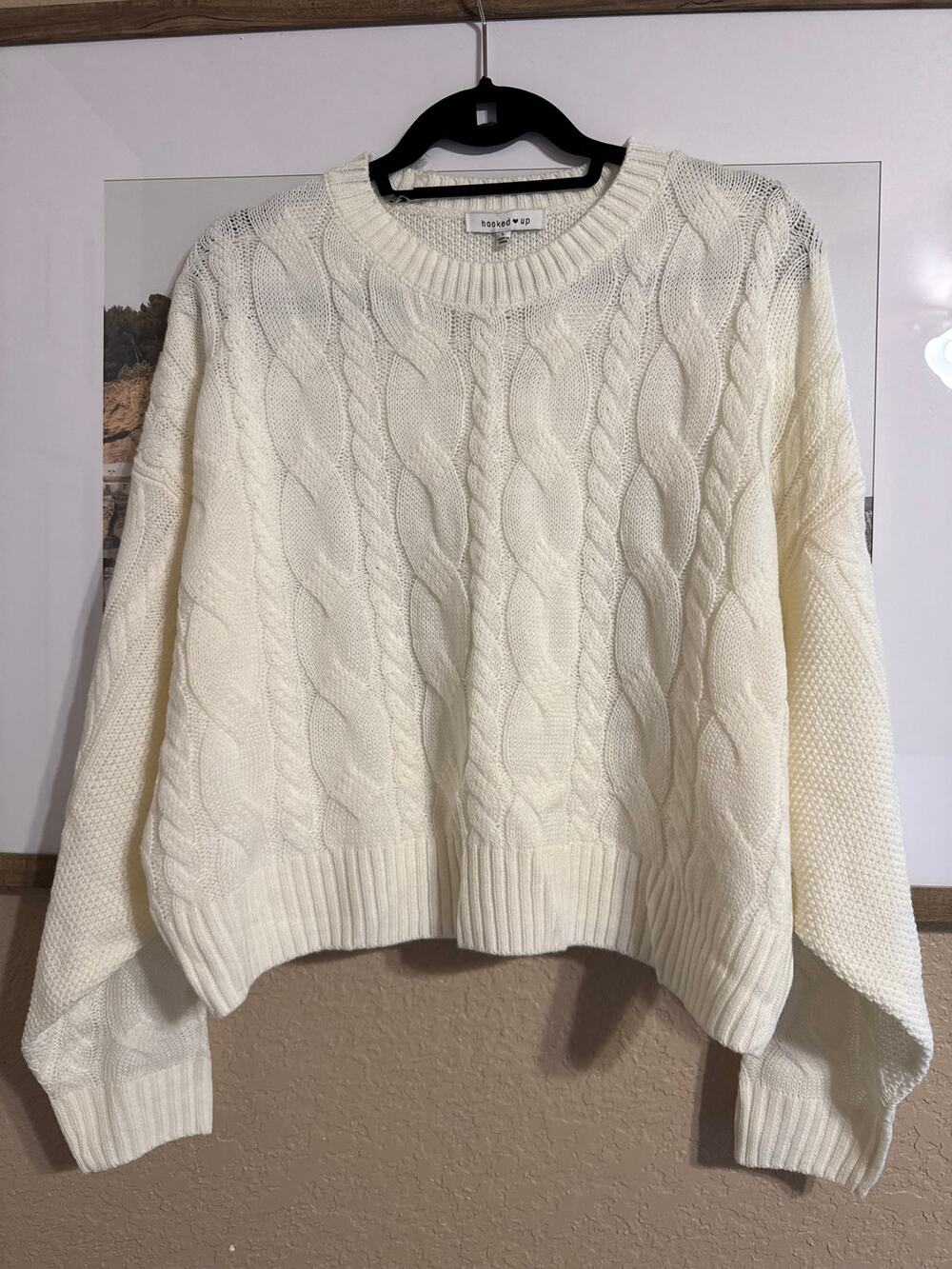 NWT Hooked Up Women's Large Vanilla Ivory Cream Chunky Cable Knit Crop Sweater